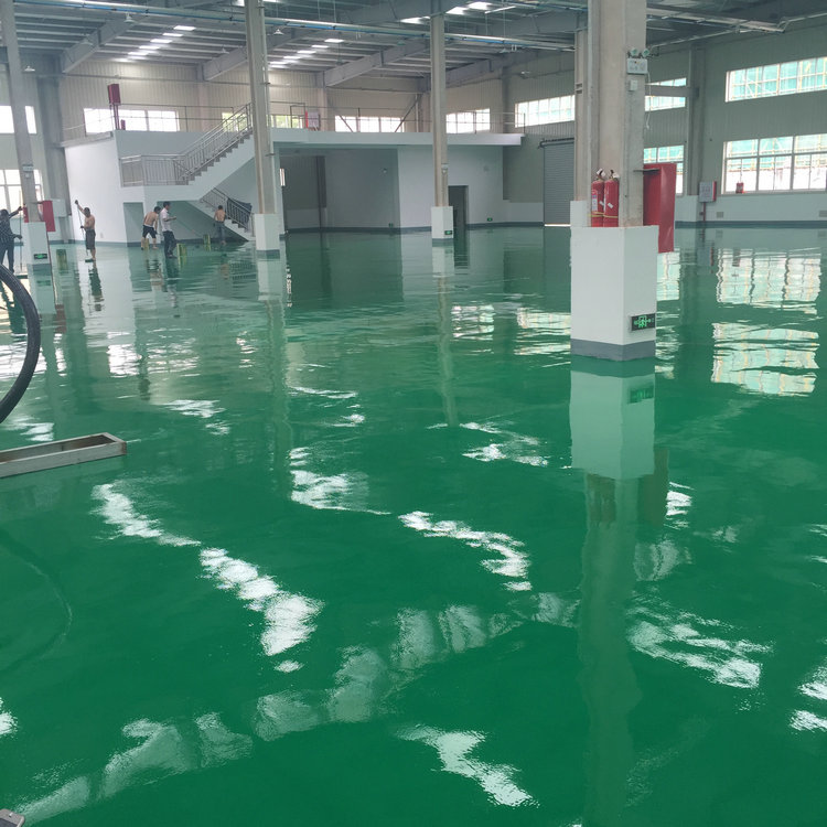 地坪漆廠家滄晟:購(gòu)買環(huán)氧樹(shù)脂耐磨地坪漆不要貪圖“便宜