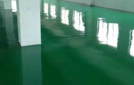 環(huán)氧地坪漆施工后平整度不夠高的原因是什么？